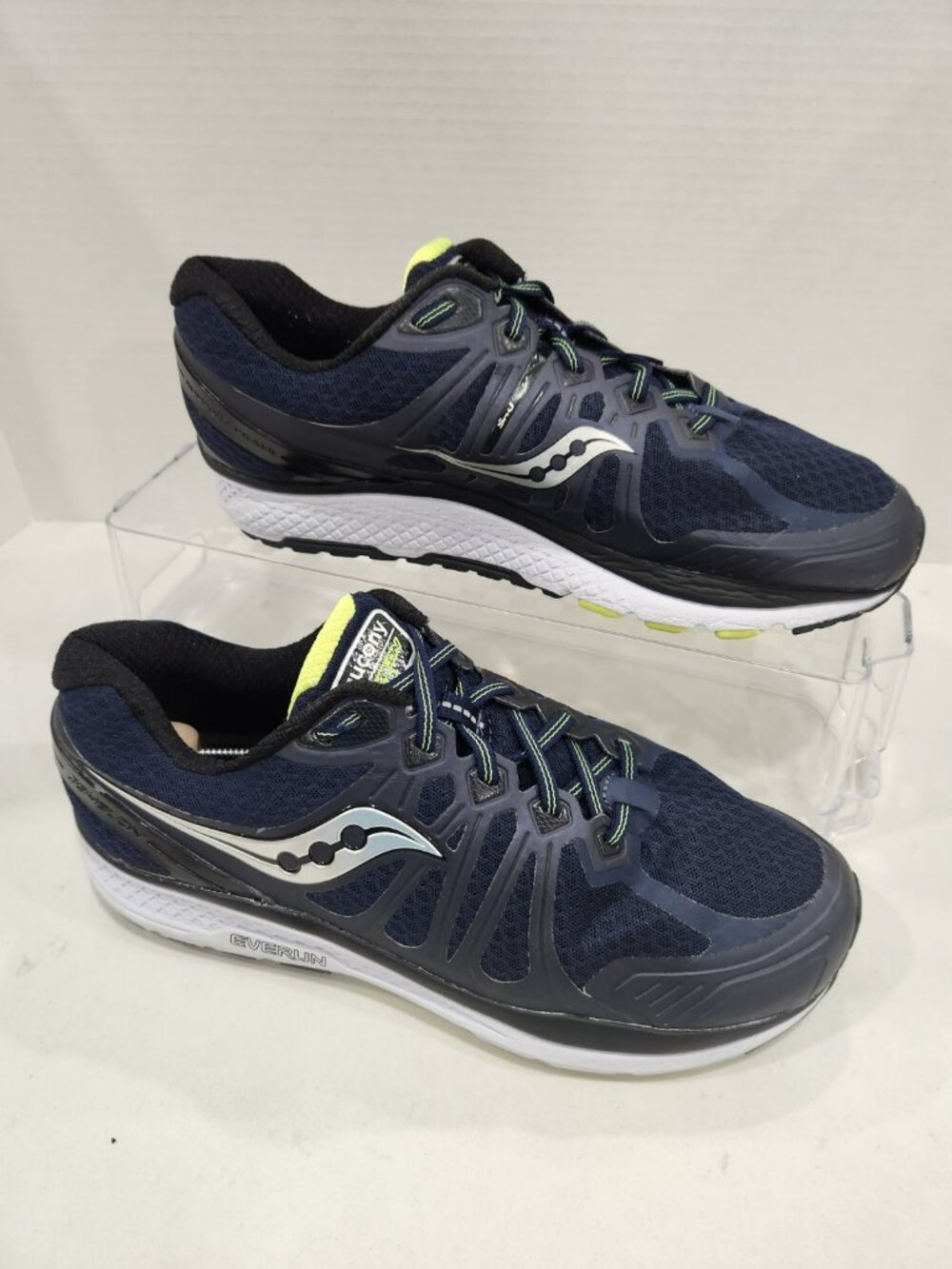 Saucony Echelon 9 S20385-1 Mens Running Shoes Size 11 Wide Navy Blue White EUC